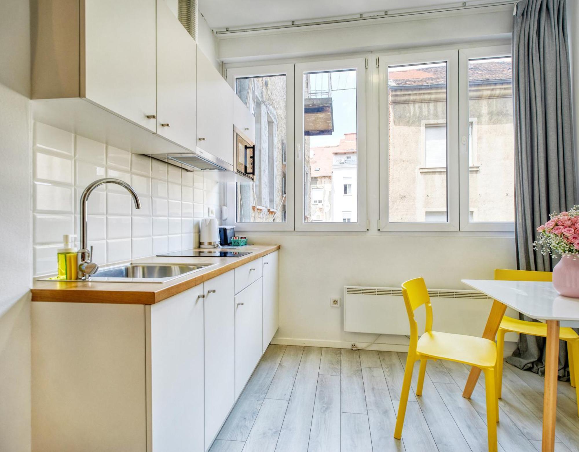 Porta Downtown Apartments By Irundo ซาเกร็บ ภายนอก รูปภาพ